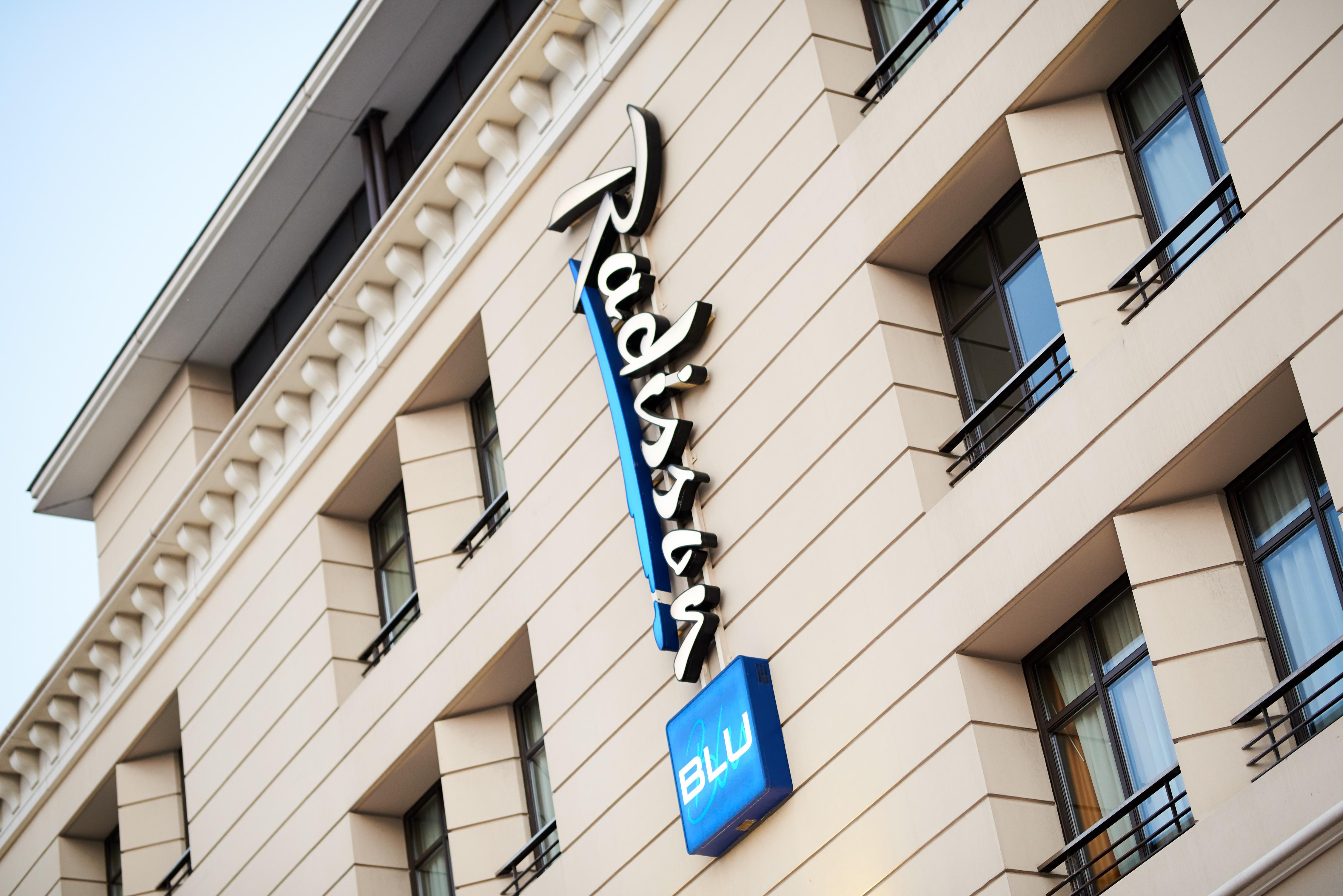 Radisson Blu Hotel Marseille Vieux Port Exterior photo