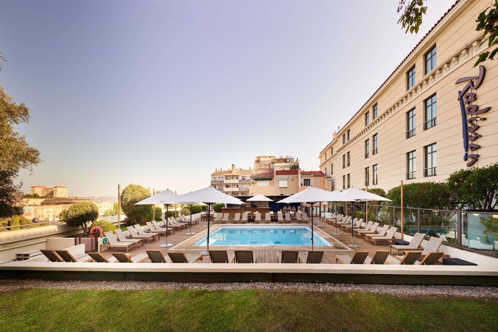 Radisson Blu Hotel Marseille Vieux Port Exterior photo
